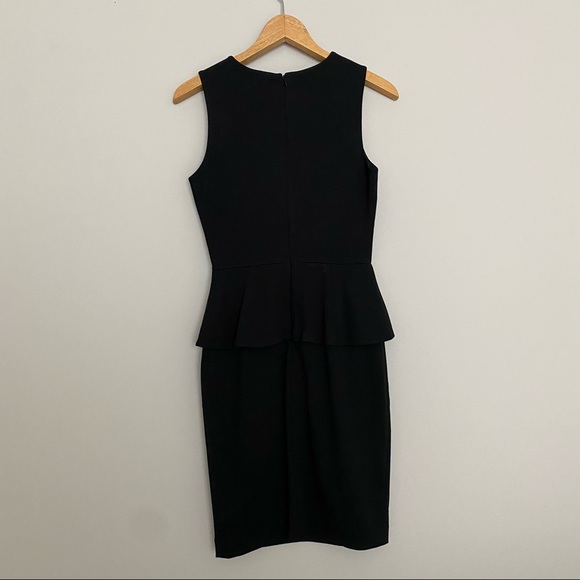 Banana Republic Ruffle Waist Dress - Picture 6 of 9